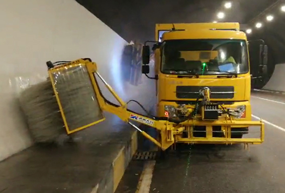 YDGC1210型多功能護欄清洗機