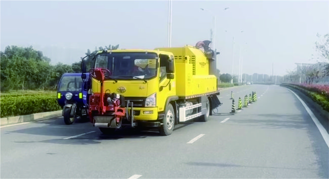 瀝青路面熱再生修補車（HGY5142TXBJ6-1)