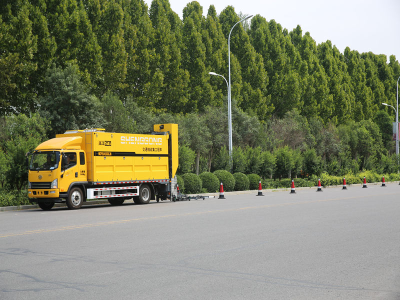 智能型交通錐收集工程車